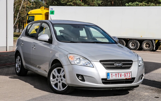 Kia Ceed cena 13900 przebieg: 214435, rok produkcji 2009 z Polanica-Zdrój małe 667